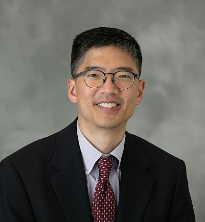 医学博士Michael F.Chiang。